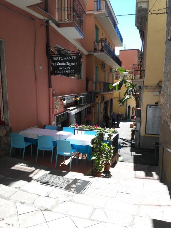 Giardino Del Sole Apartman Taormina Kültér fotó